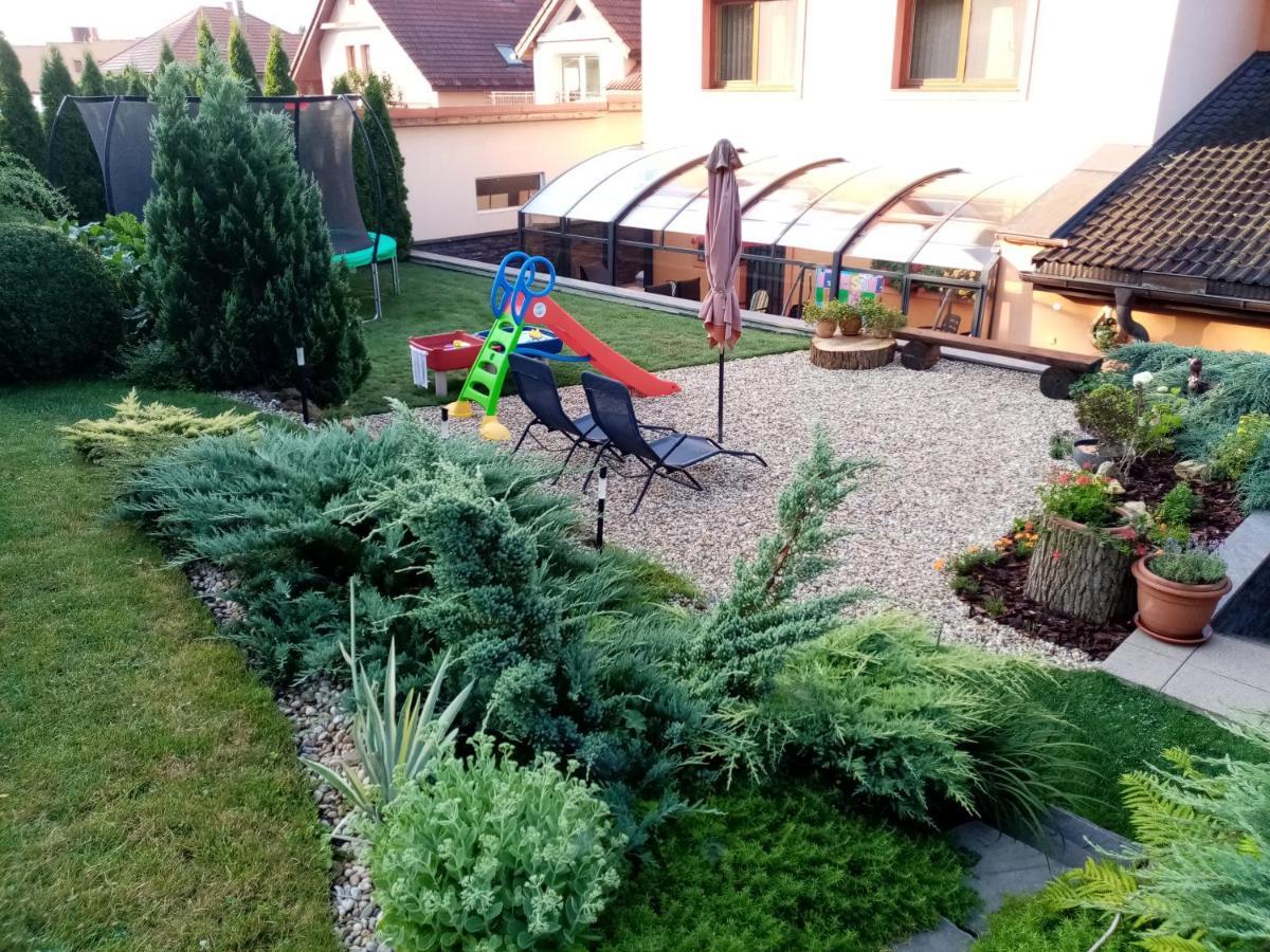 Brezno 2 Izbovy Apartman Sabi 외부 사진